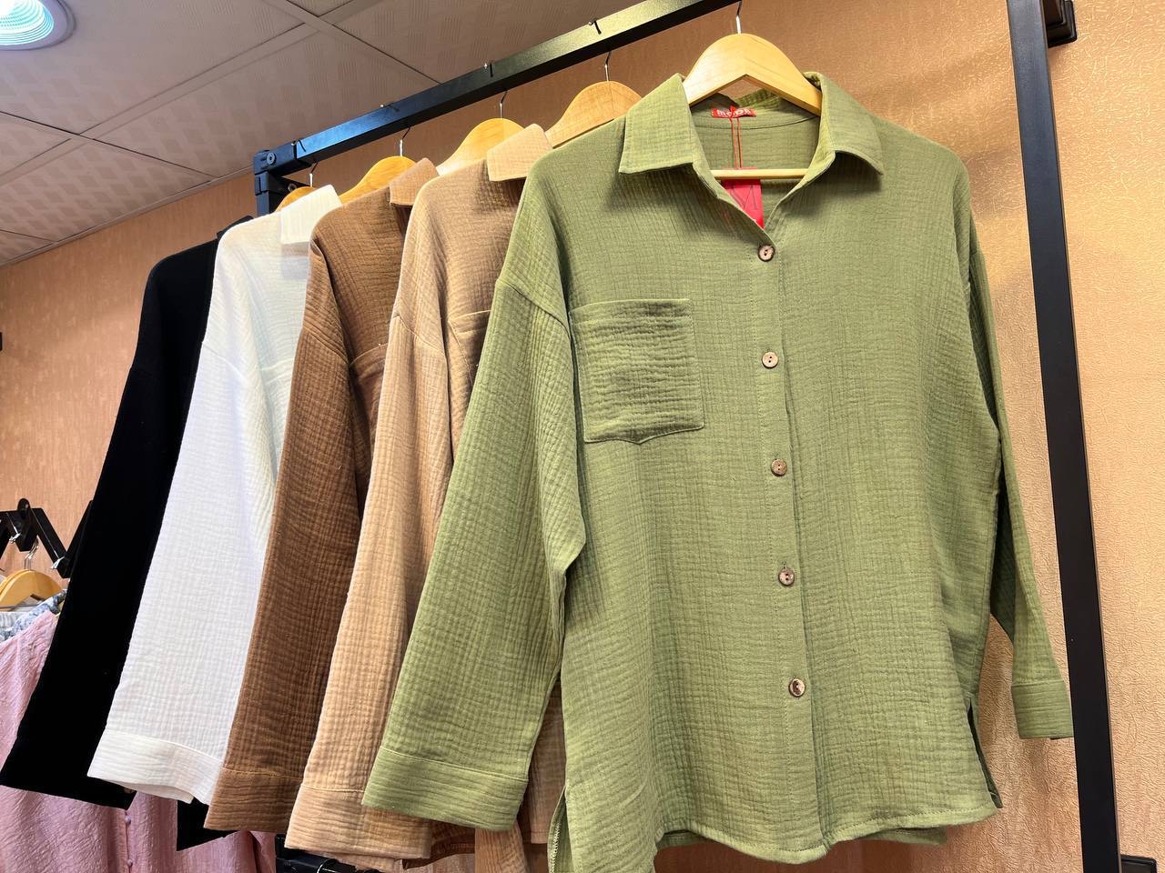 شومیز دبل فیس دکمه چوبی - تصویر 2